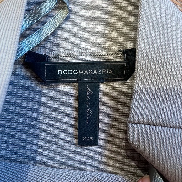 BCBG Maxazria taupe color mini skirt size XXS - Picture 5 of 7